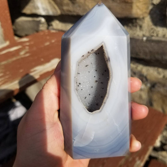 Druzy agate tower - dendritic quartz - light blue stone - polished